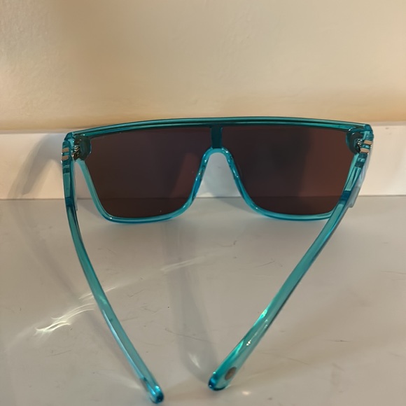 CAKE blue shield sunglasses - Picture 9 of 10